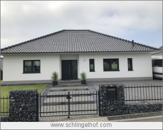 Bungalow mit Walmdach, Land Brandenburg